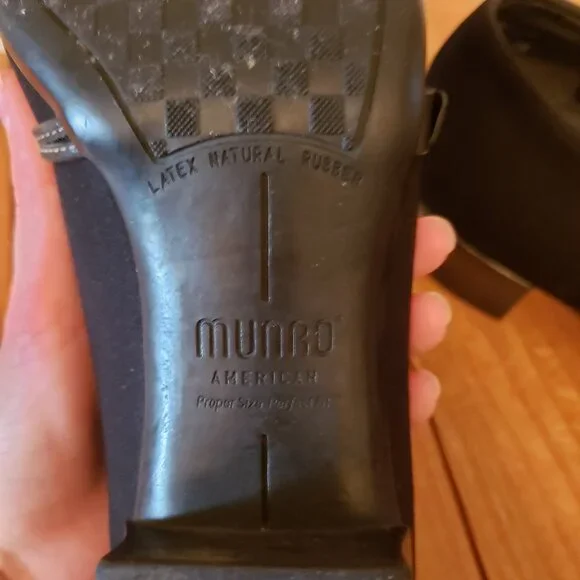 SALE Munro "Cindi" Black square toe pumps US6 - Picture 7 of 11